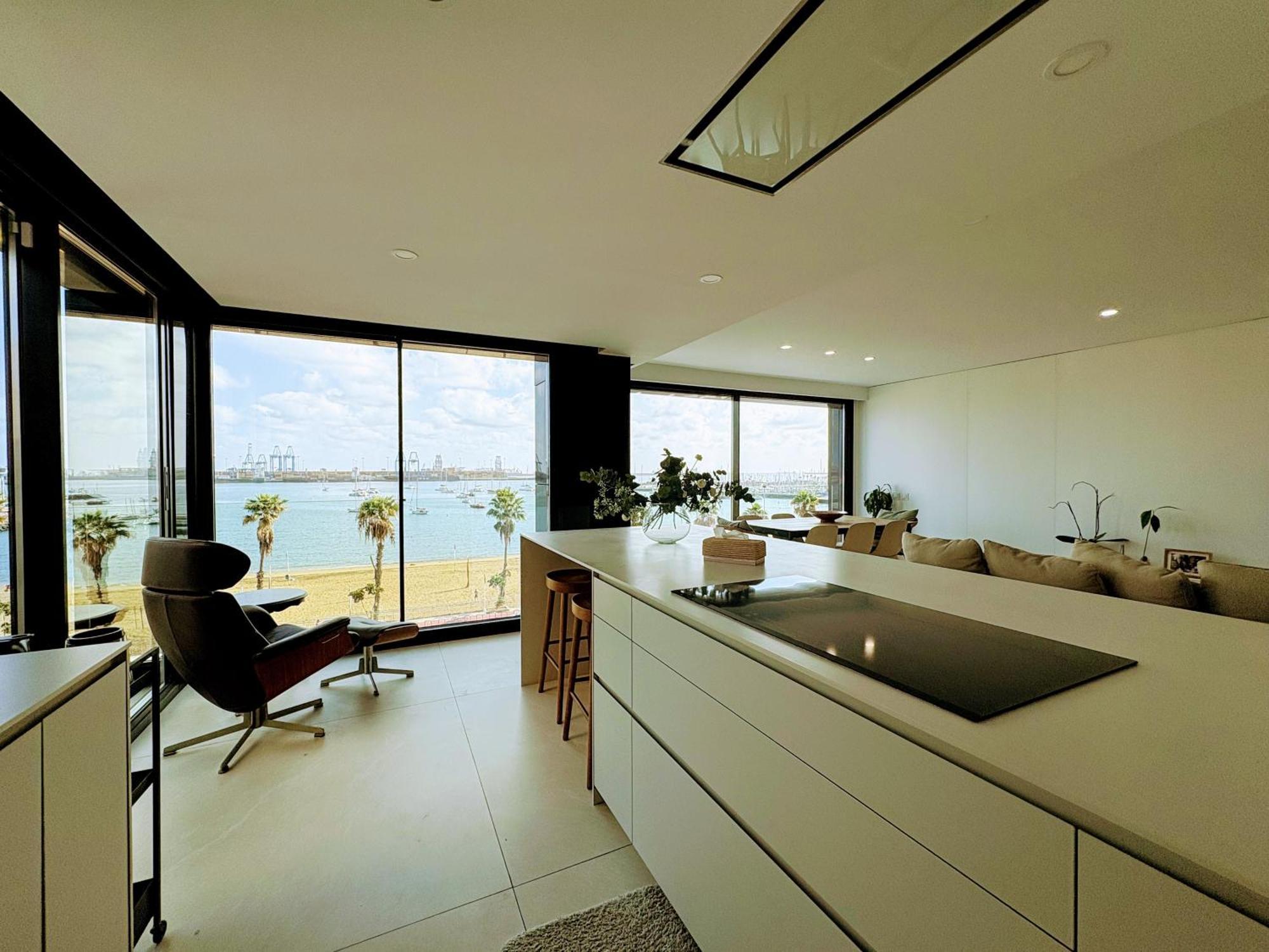 Apartment Oceanfront Luxury By Wave
