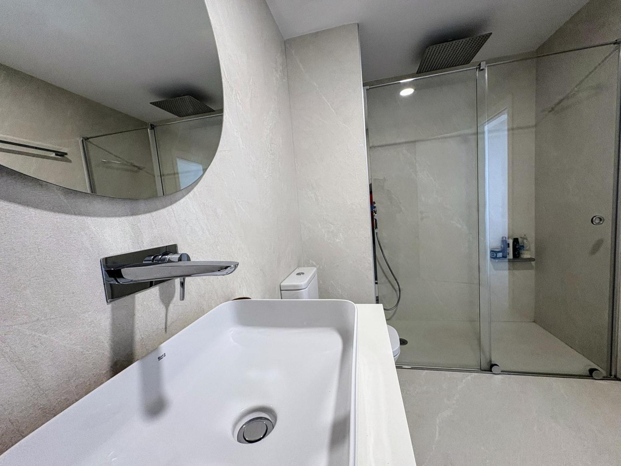 Oceanfront Luxury By Wave