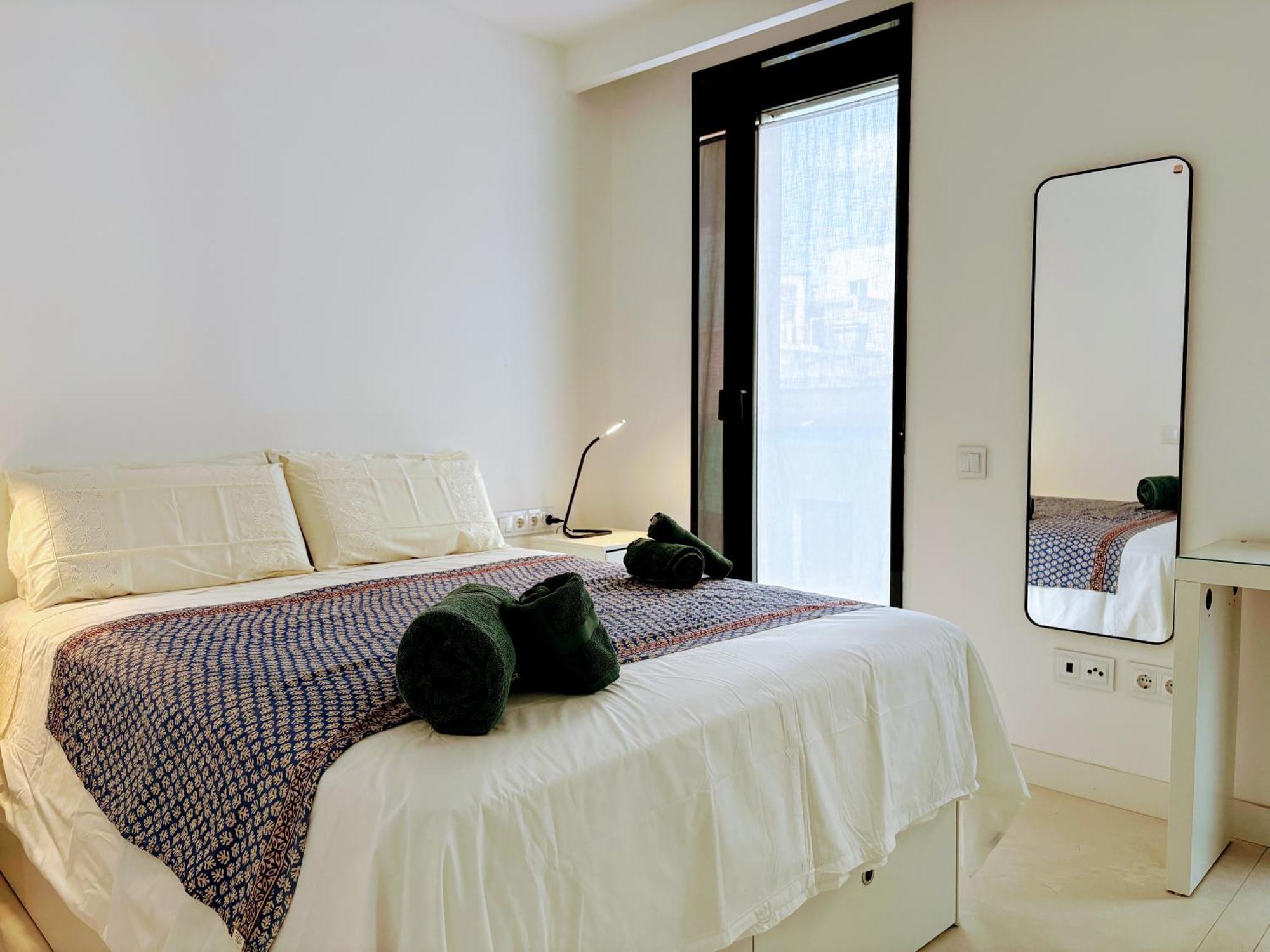 Oceanfront Luxury By Wave Apartment