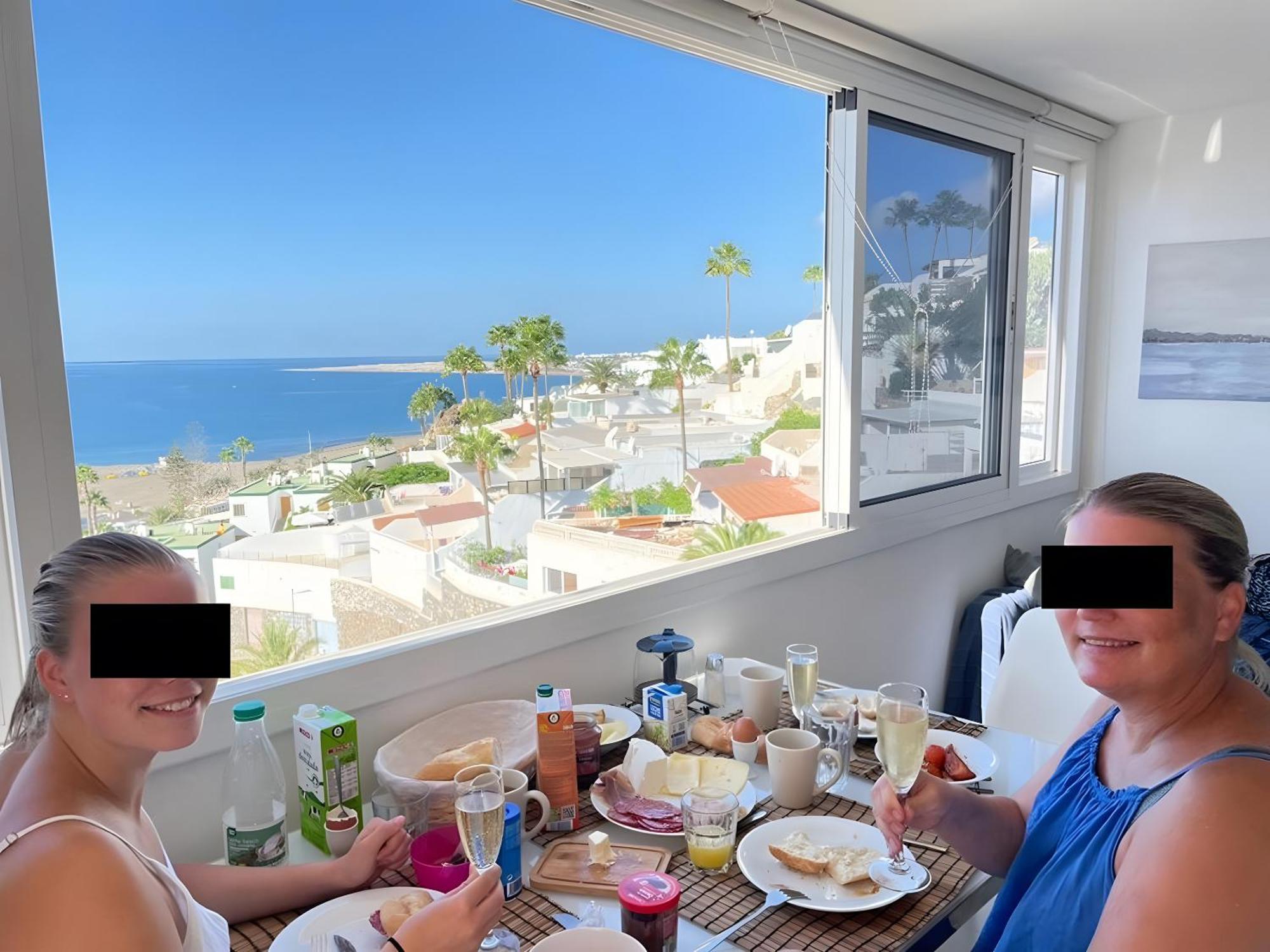Fabulous Upper Floor Sea View