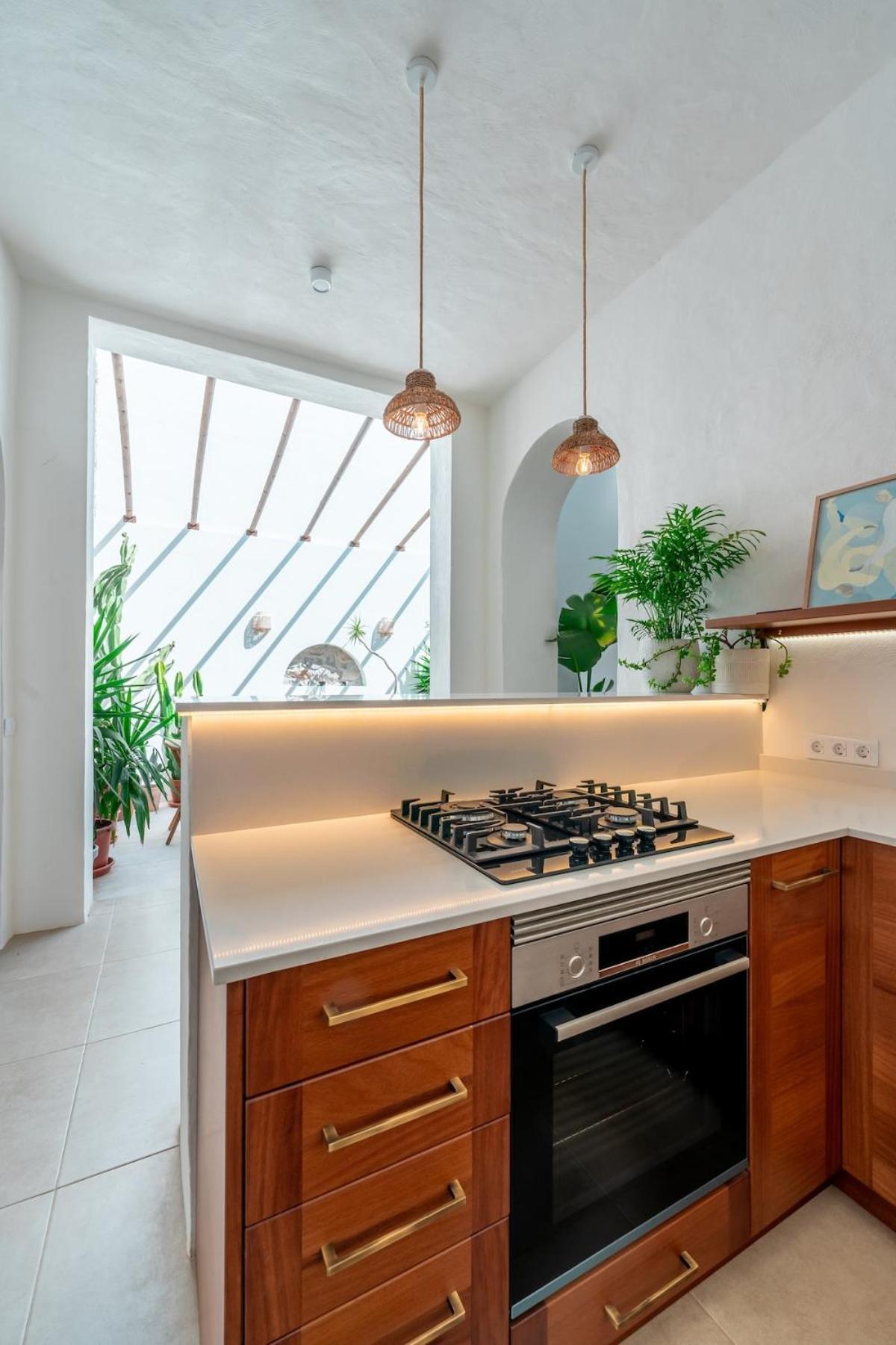 Charming House With Rooftop Pool Holiday home *