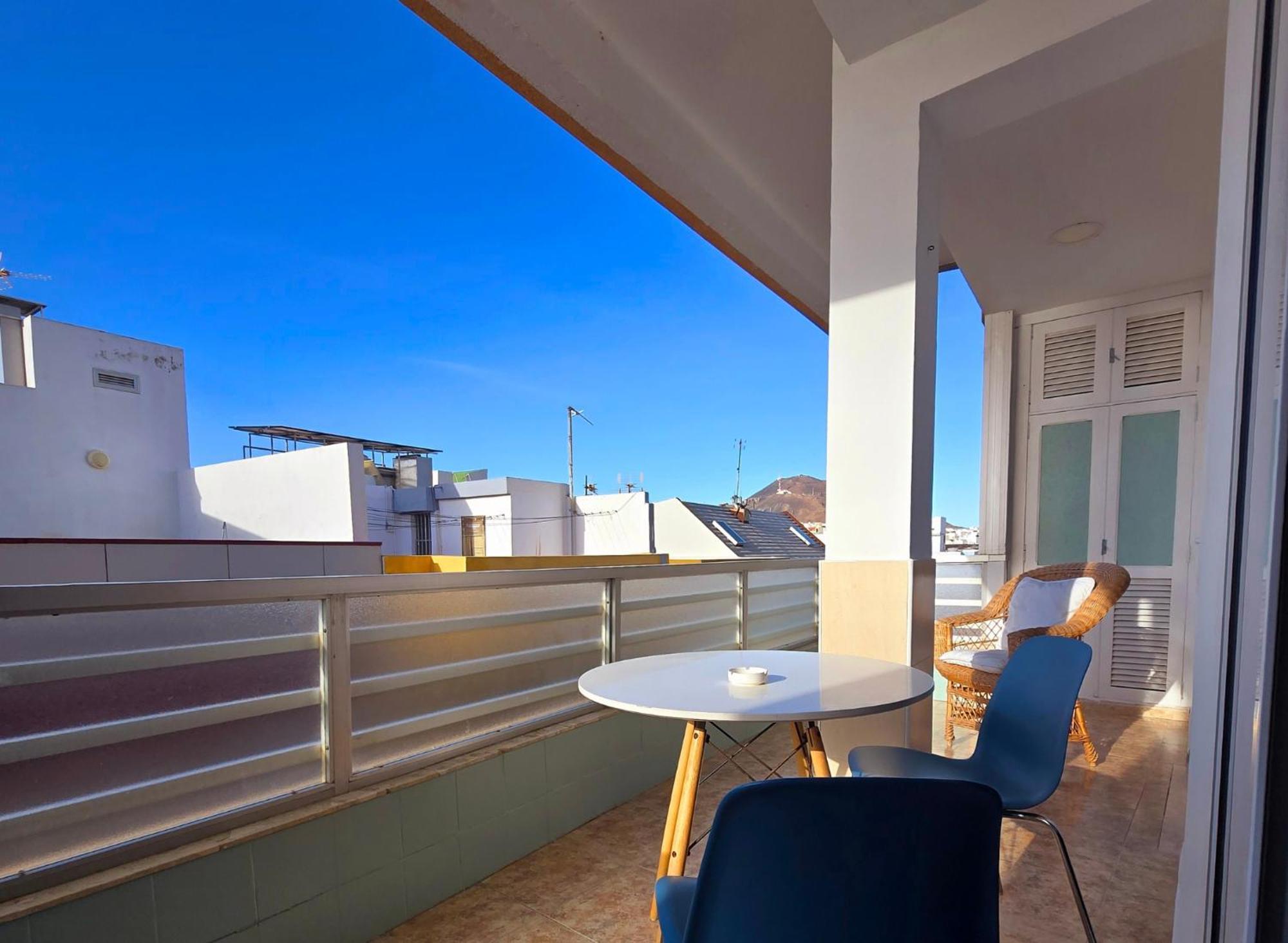 Casita Canaria Playa Seaside View & Terrace Apartment *