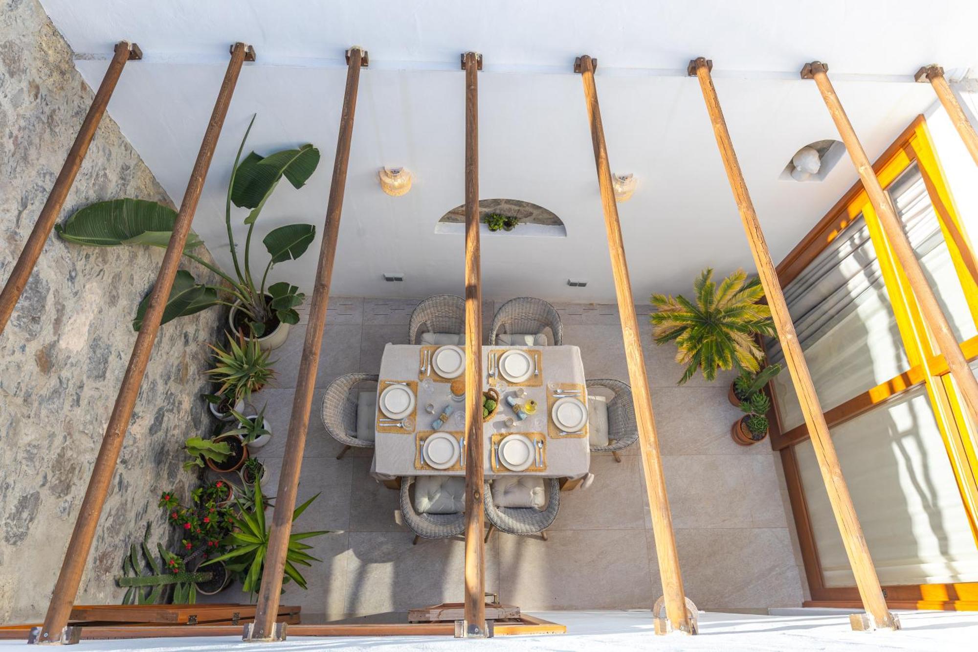 Charming House With Rooftop Pool * Agaete (Gran Canaria)