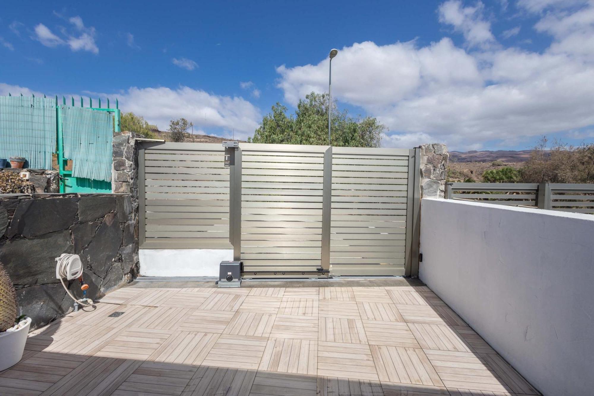 Playa Del Aguila Con Terraza Solarium Appartement *