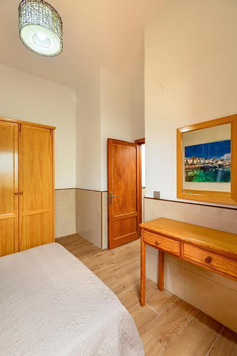 Salinetas Blue Surf House Telde