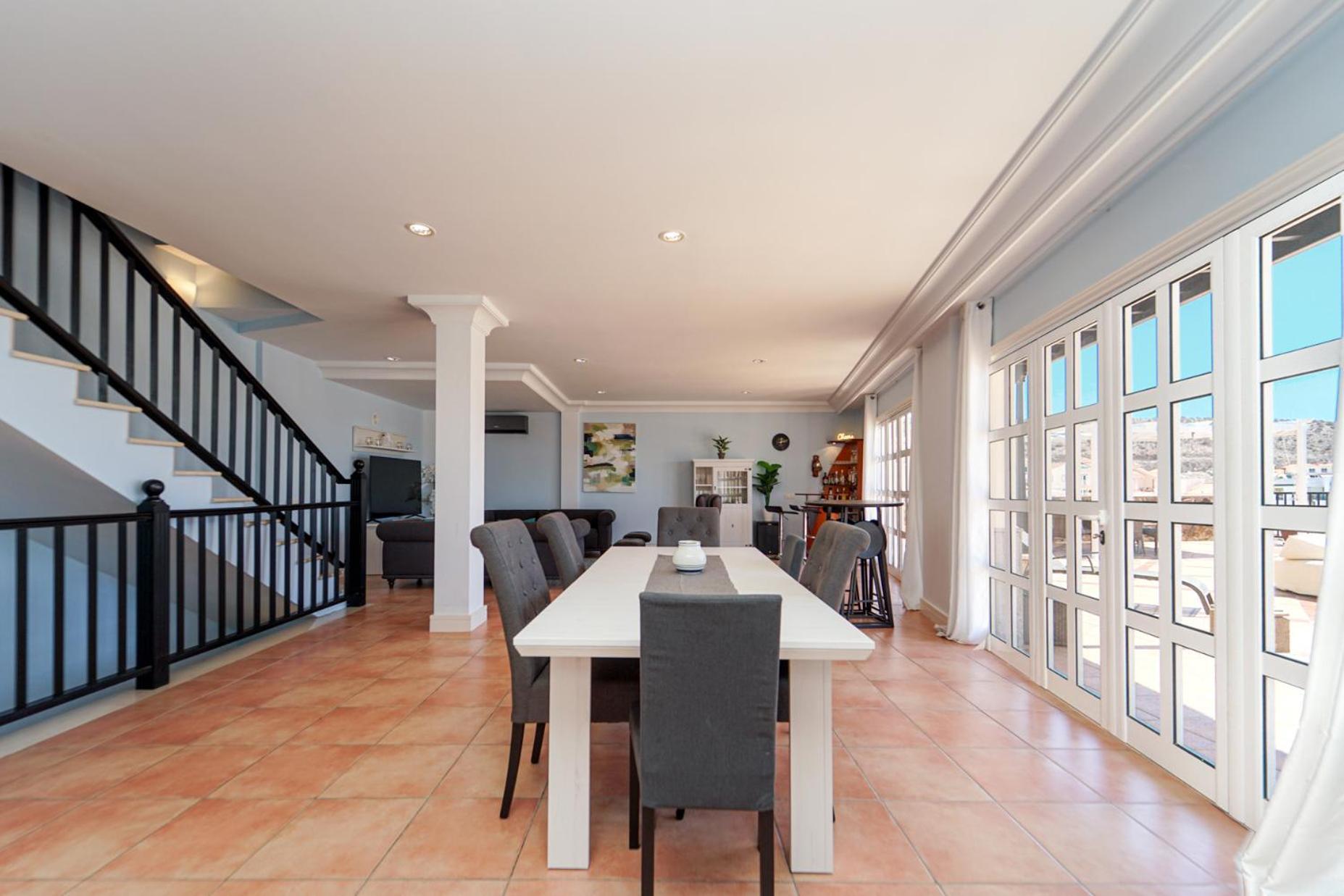 Magnificent 5-star With Sea View, Jacuzzi And Pool Apartment Arguineguin