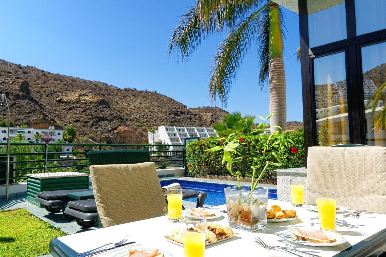 Sunshine Villa *