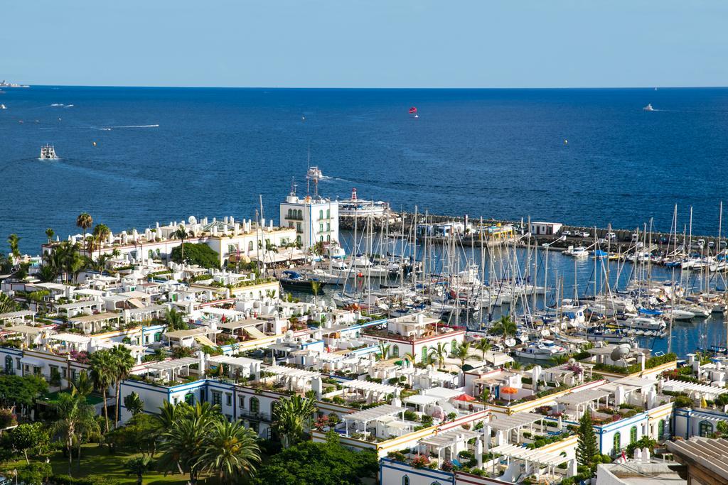 Livvo * Puerto De Mogan