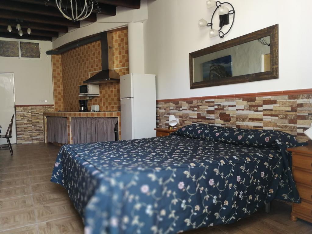 Tomas Y Puri Apartment