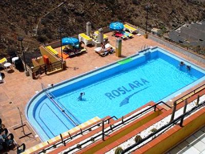 Ura Roslara Apartment