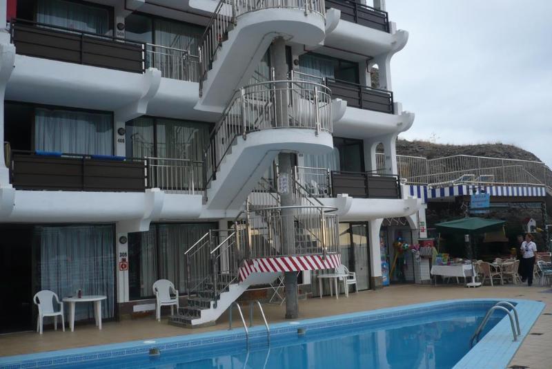 Miriam Apartment *