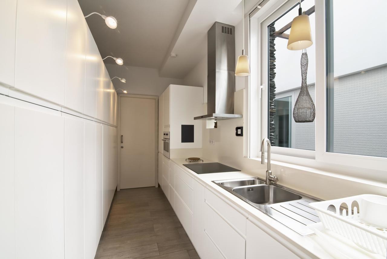 Flatguest - Castle Sea View Apartment *