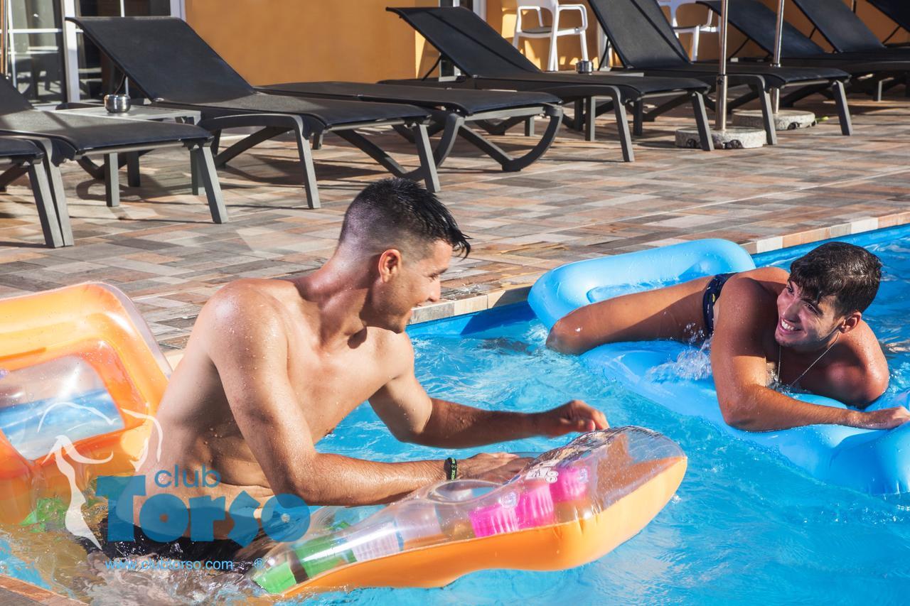 Resort Club Torso Gay Men Only 4*