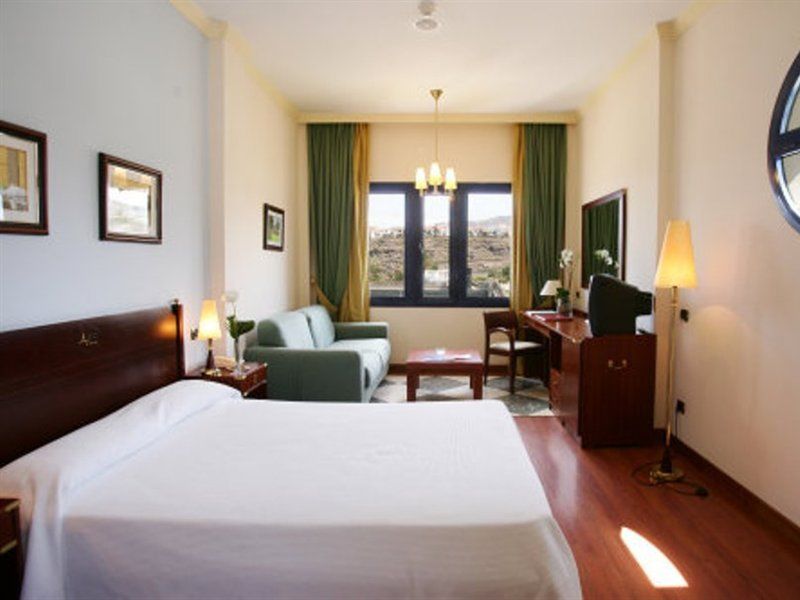 Puerto De Nieves Hotel