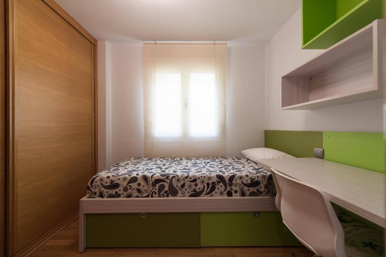Seafront Sagasta Apartment *