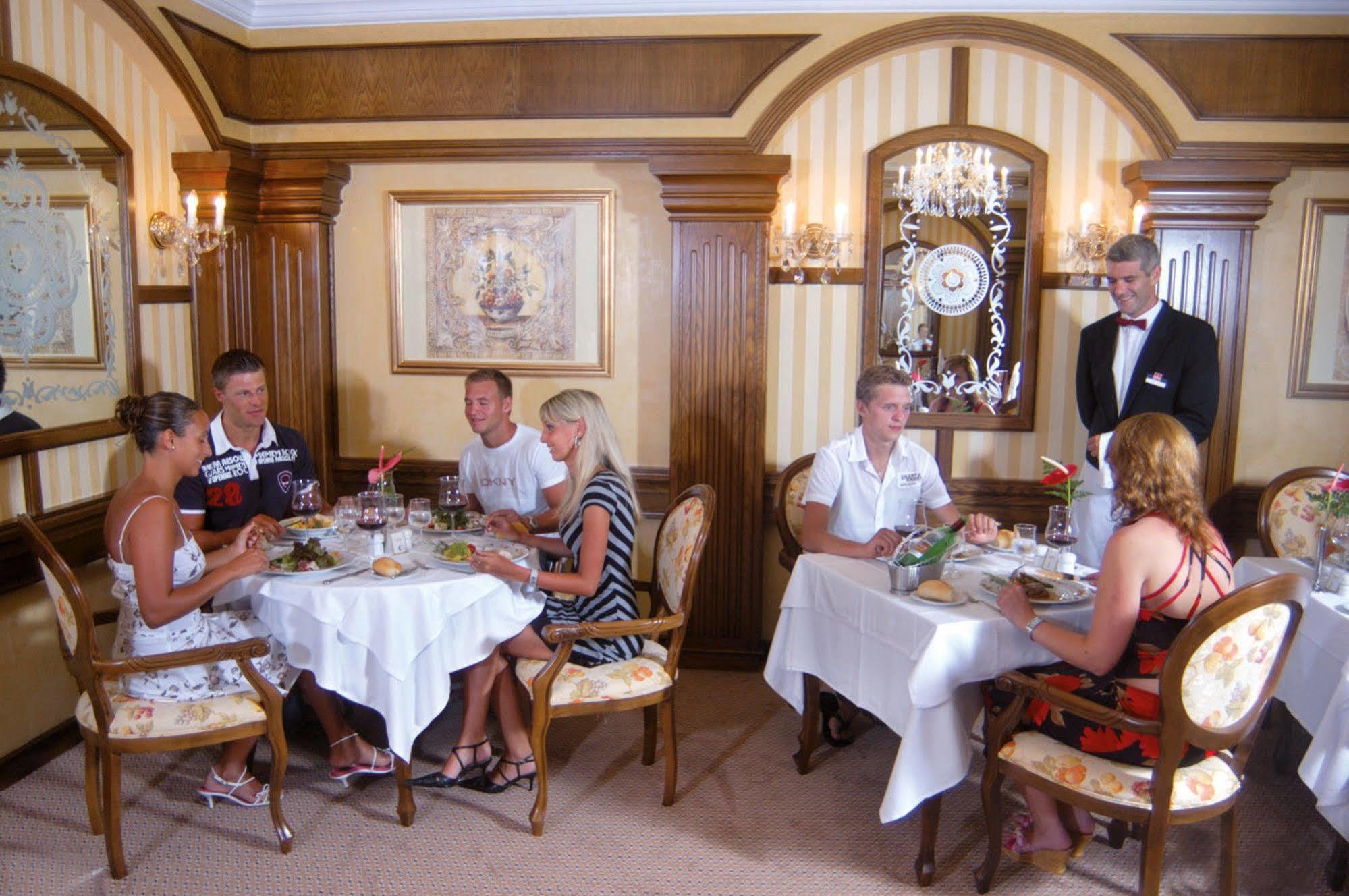 Hotel Riu Palace Palmeras 4*