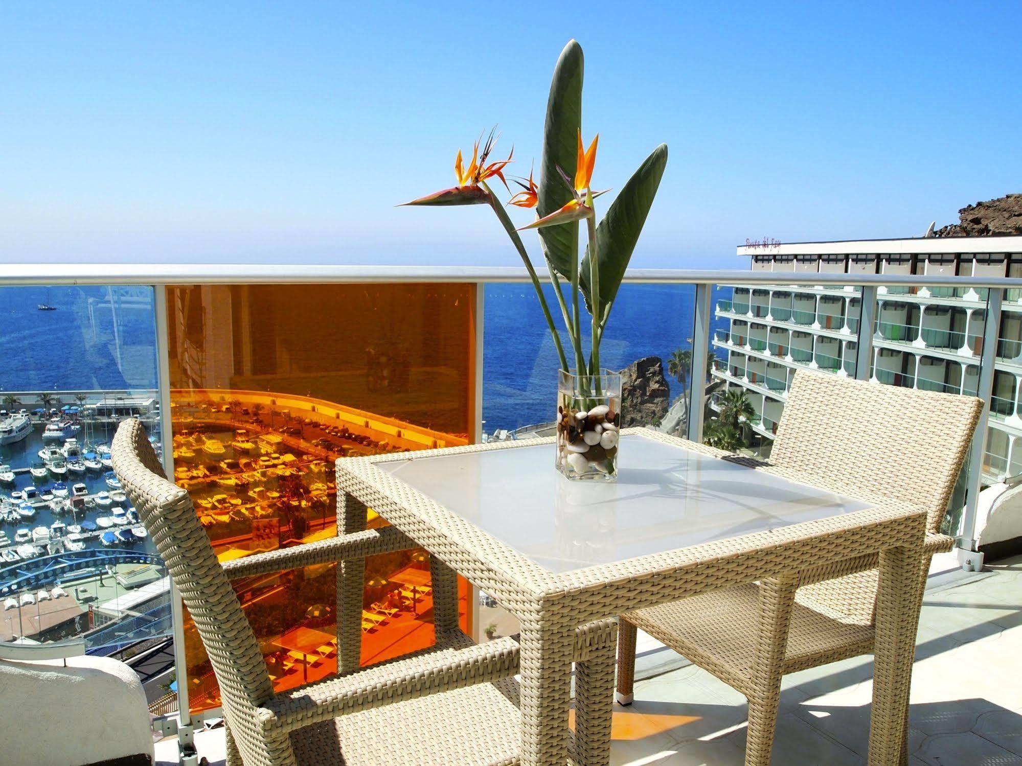 Punta Del Rey Only Adults Apartment