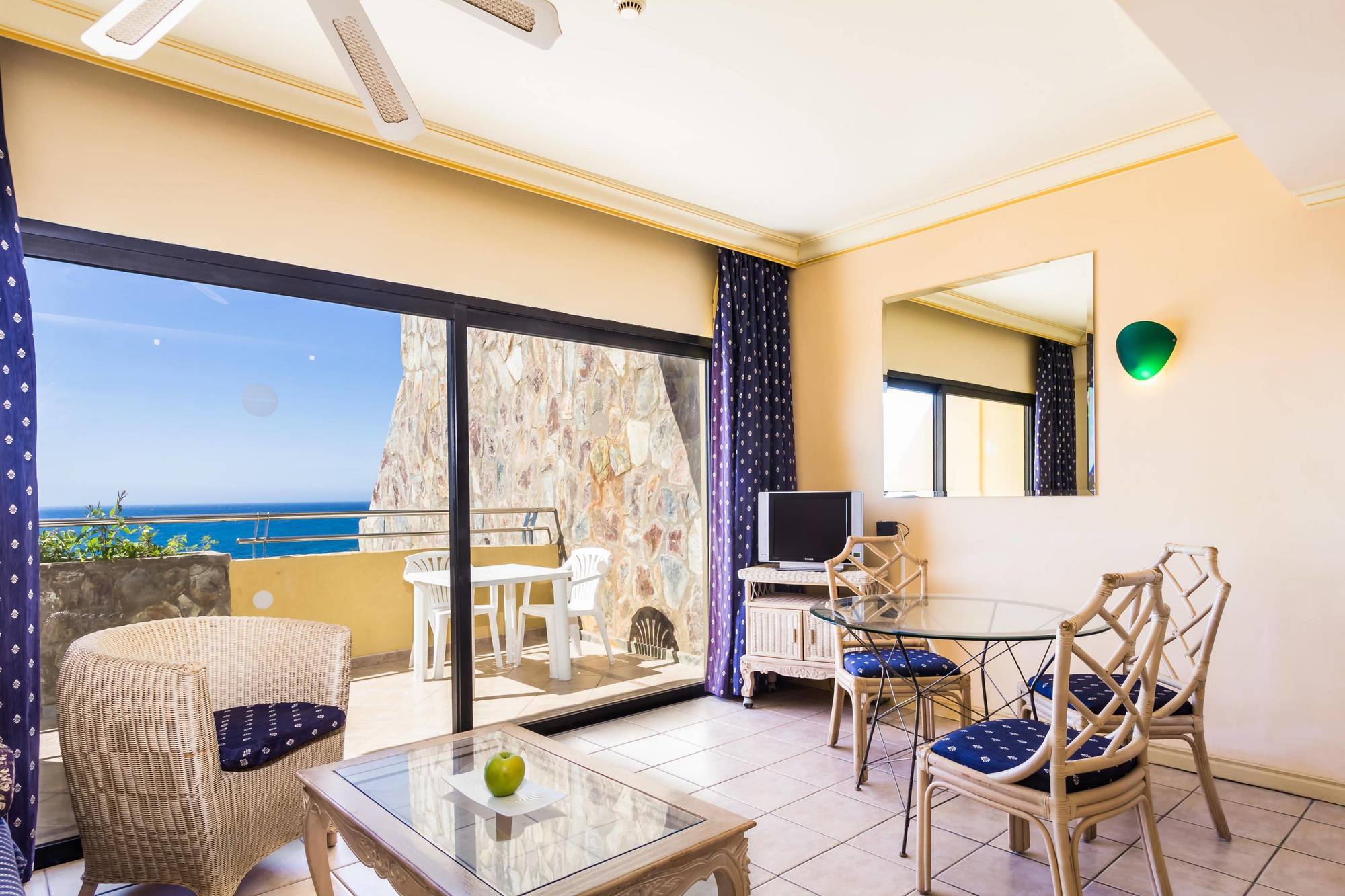 Apartamento Bluebay Club