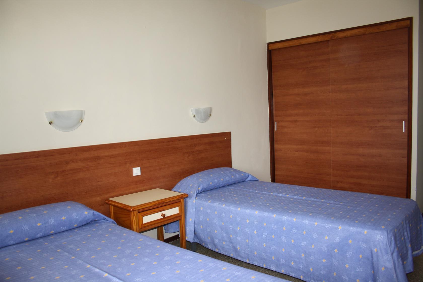 Aparthotel Roca - 2*