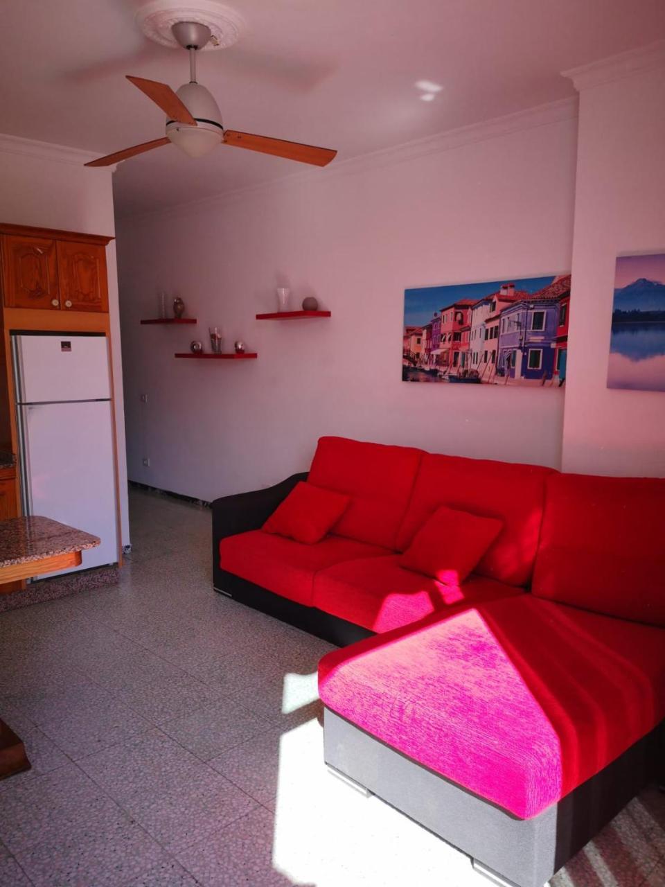 Angeles Mogan Appartement *