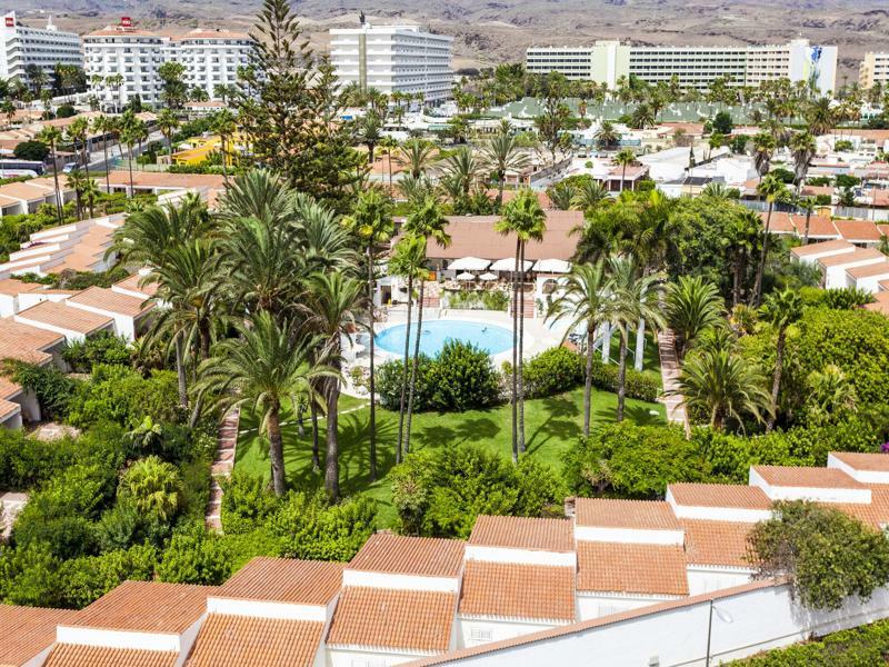 Parque Del Paraiso Ii Hotel
