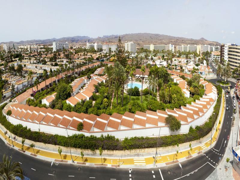 Parque Del Paraiso Ii Hotel