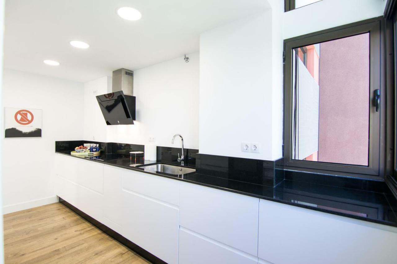 Homeforguest Stylish And Modern Overlooking Las Canteras Apartment *