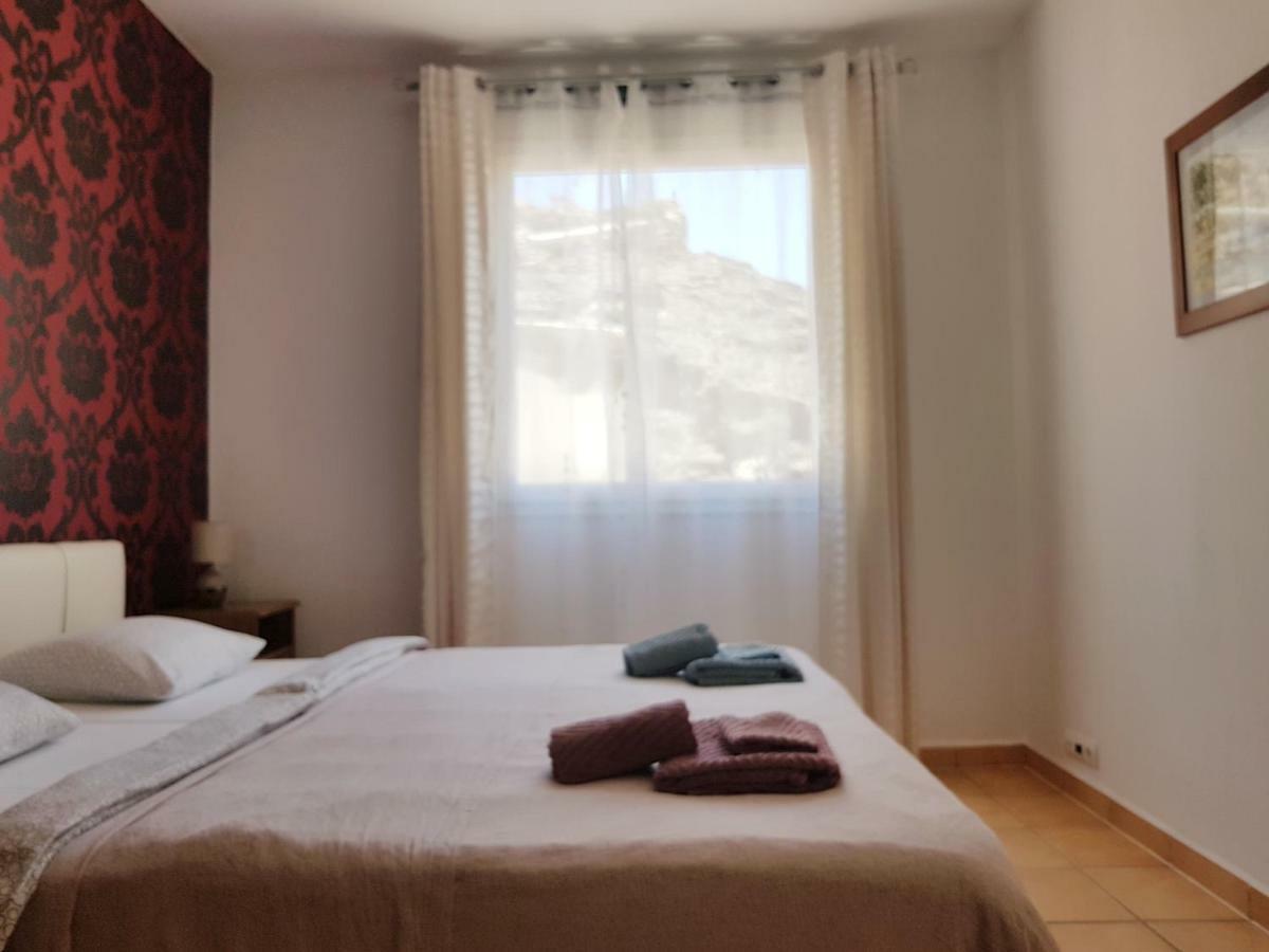 Lina Mogan Apartamento