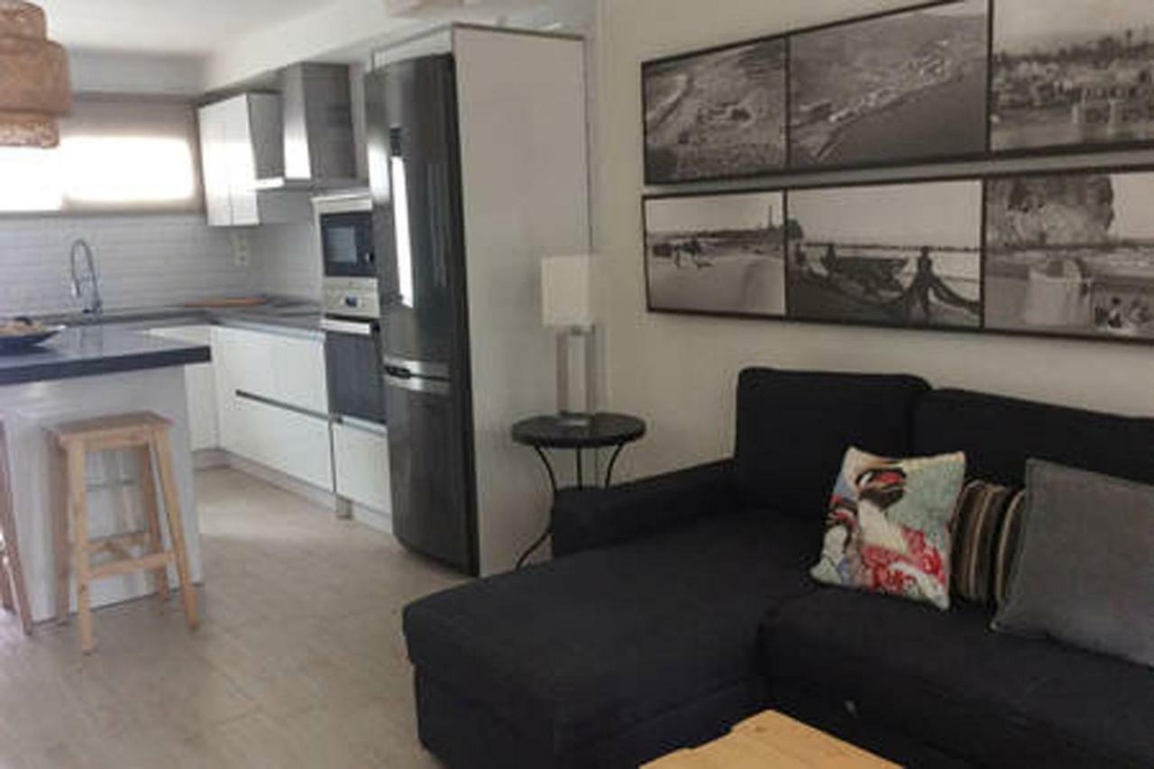 Apartment Primera Linea De Playa De Burras