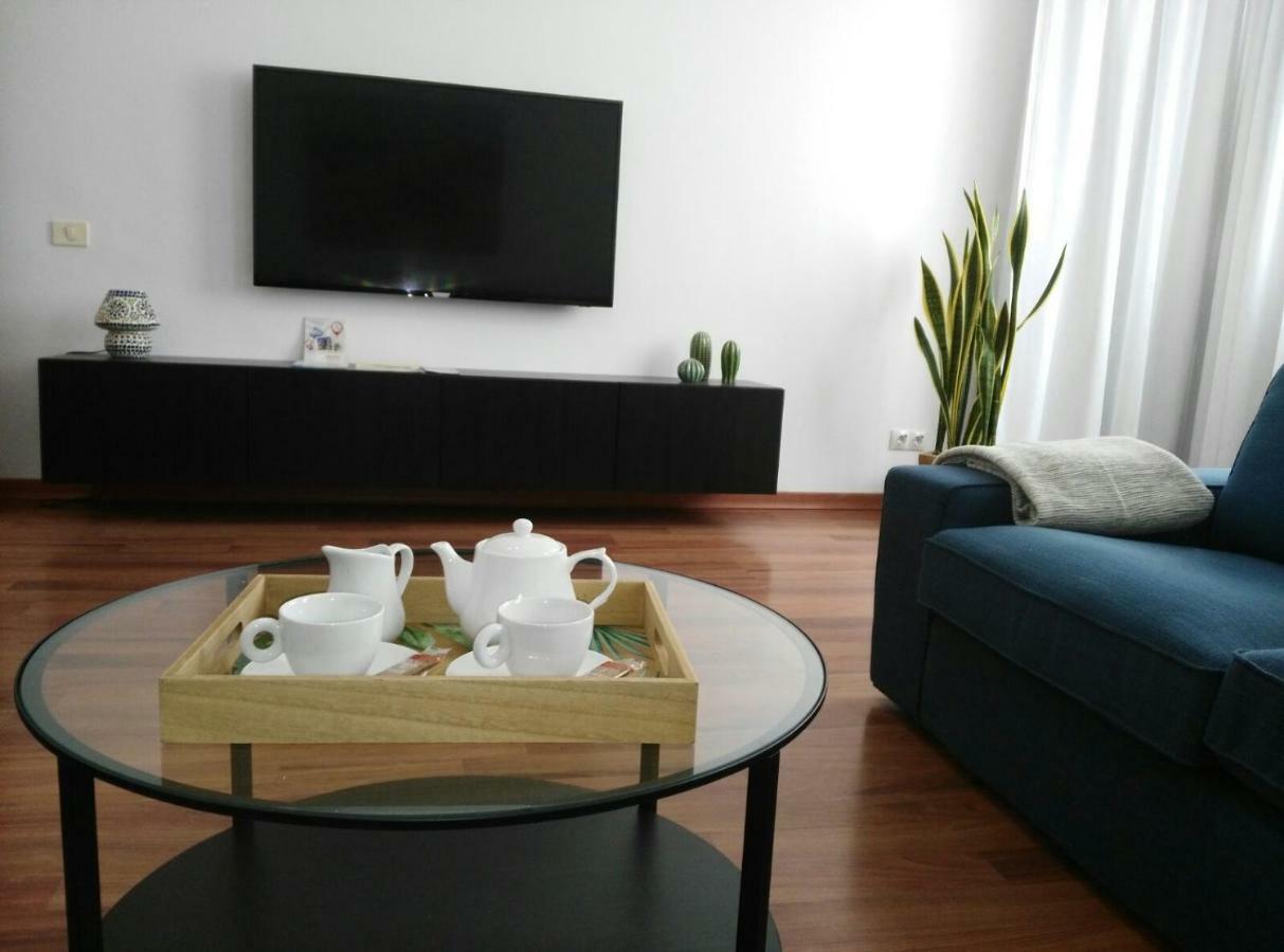 Canarifornia - Free Parking And Family Getaway Apartment Telde