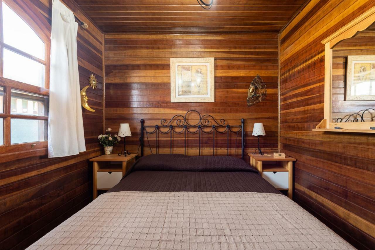 - Private Solarium & Pool - Bbq Holiday home *