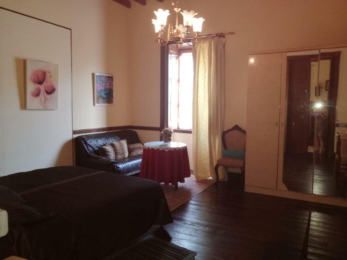 Homestay Residencia Conejos - Bike & Motorbike