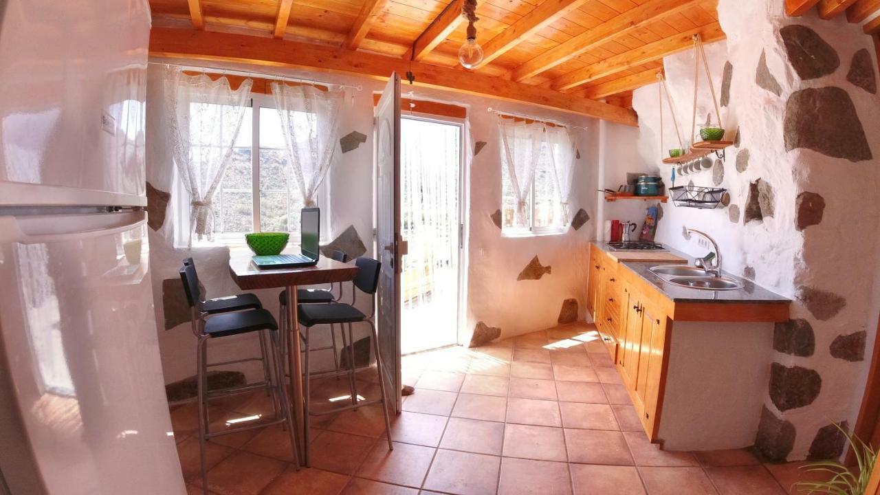 Casas Cuevas Tecen * Valsequillo