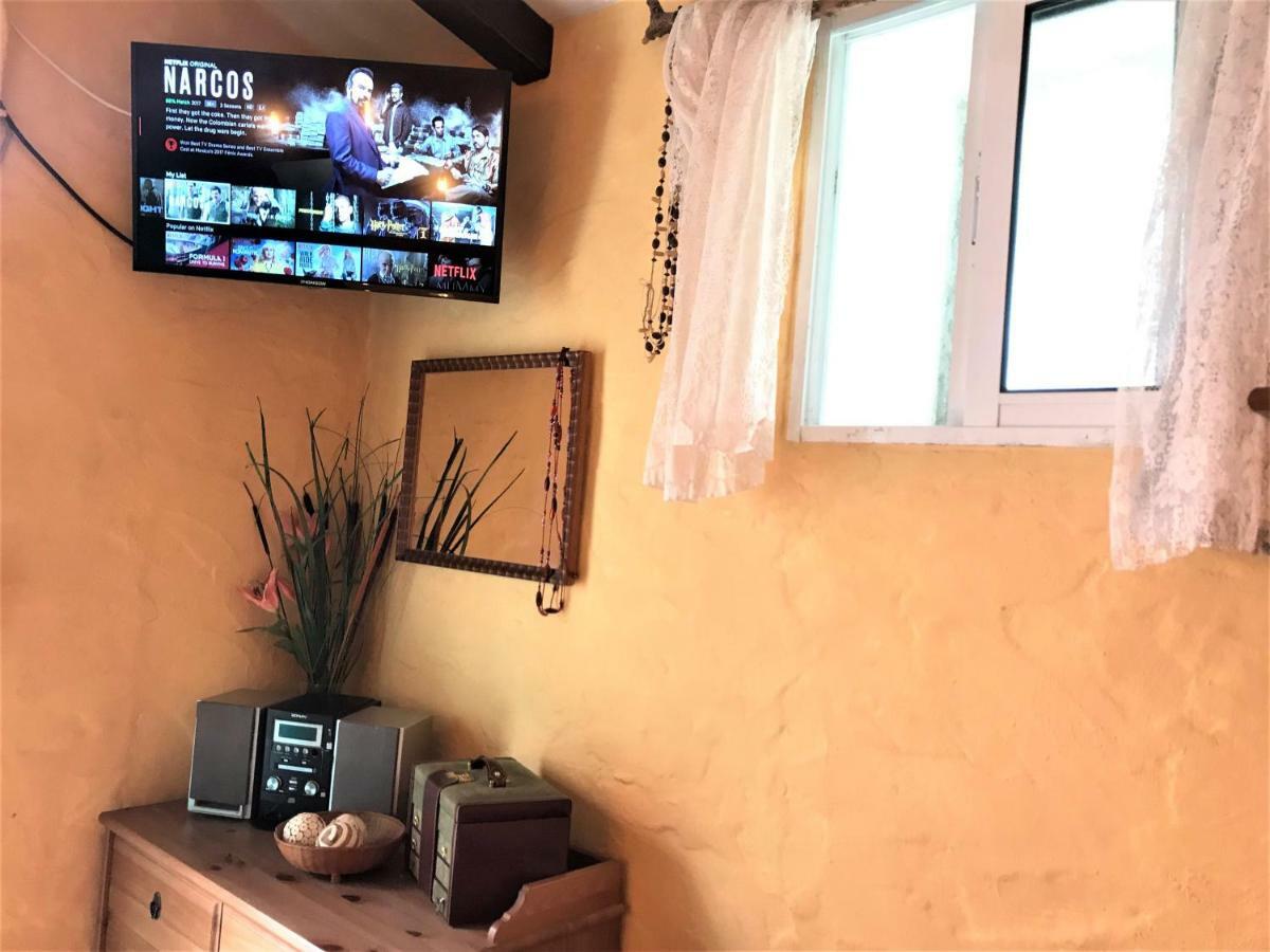 Holiday home Viuter Rural Cave House El Refugio De Miguel
