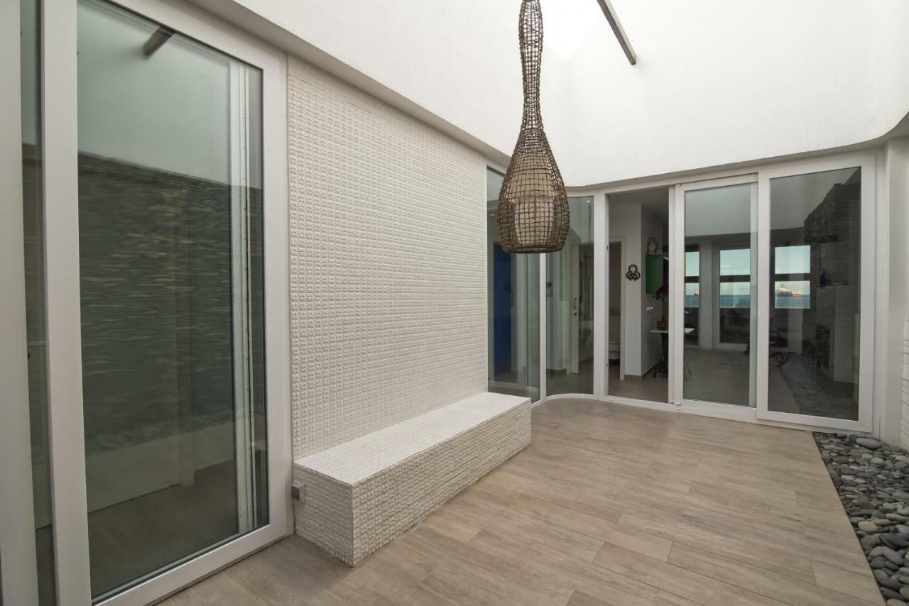 Flatguest - Castle Sea View Apartment *