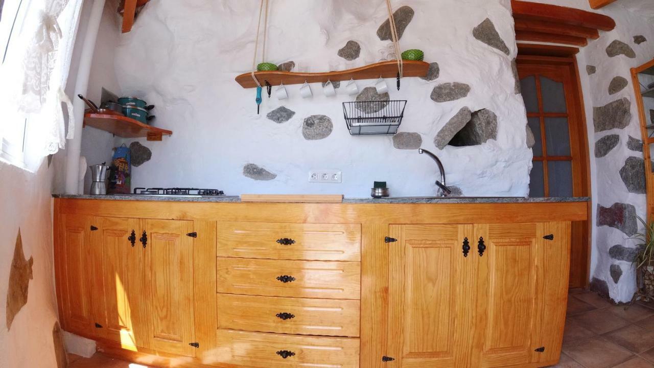 Casas Cuevas Tecen Valsequillo