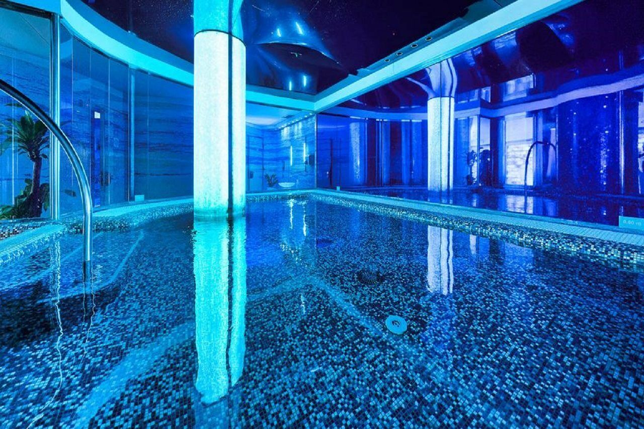 Bull Reina Isabel & Spa Hotel 4*