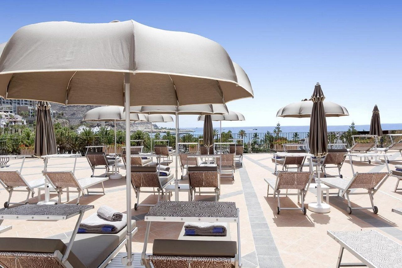 Aparthotel Idyll - Adults Only 3*