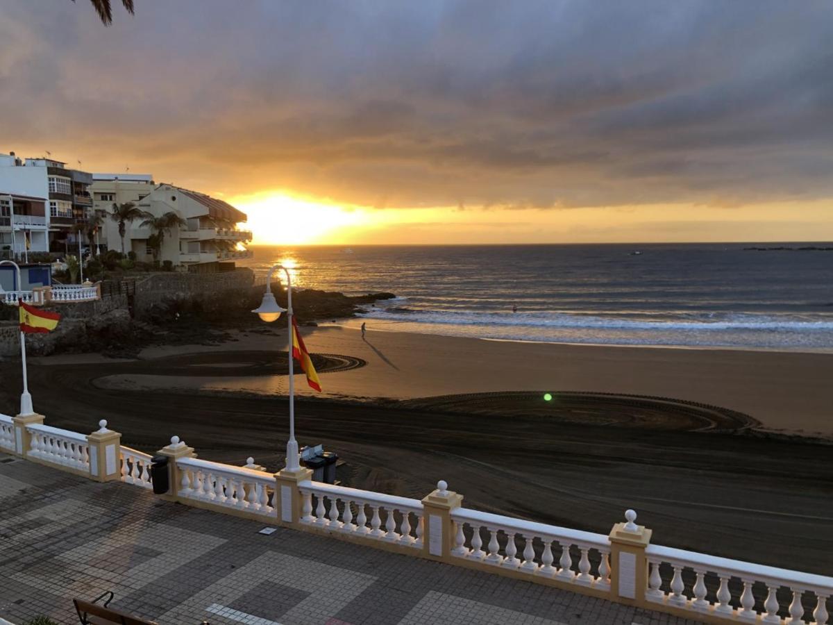 Espectacular En Primera Linea De La Playa Apartment