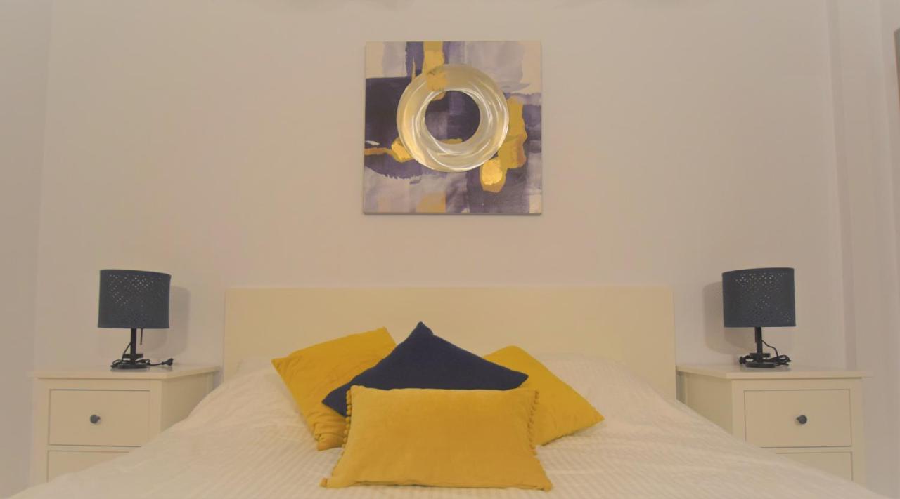 Ribera Del Puerto Apartment *