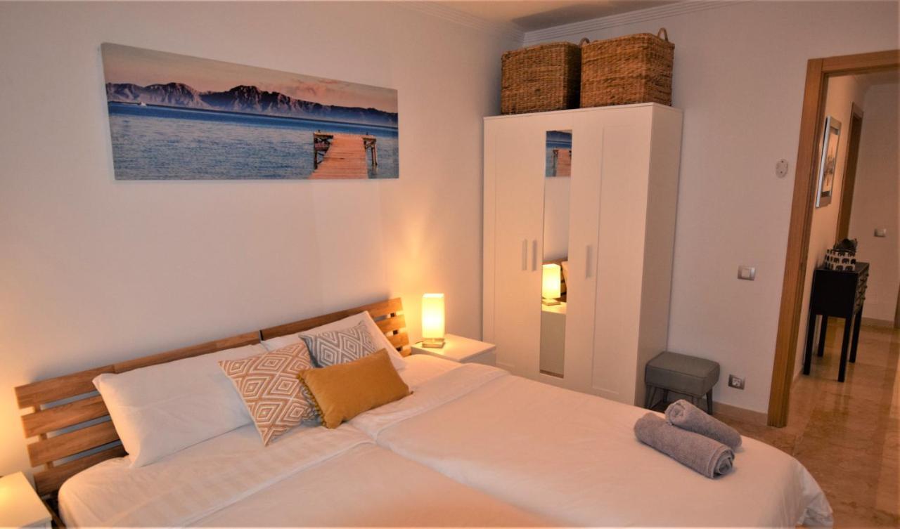 Ribera Del Puerto Apartment *