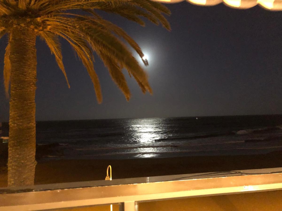Espectacular En Primera Linea De La Playa Apartment Telde