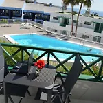 Modern Quiet Apartament Beach Front