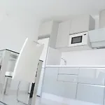 Modern Quiet Apartament Beach Front