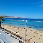 Luxury Suite Over The Beach