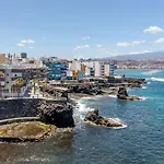 Cliff Suite Las Canteras