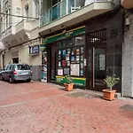 Disfruta de la brisa marina desde la terraza de este ático con solarium