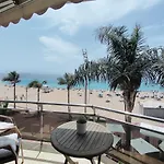 Vista De Mar
