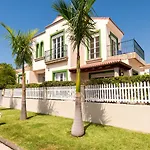 Bungalow Marina Deluxe