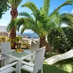 Apartment With Beautiful Sea Views